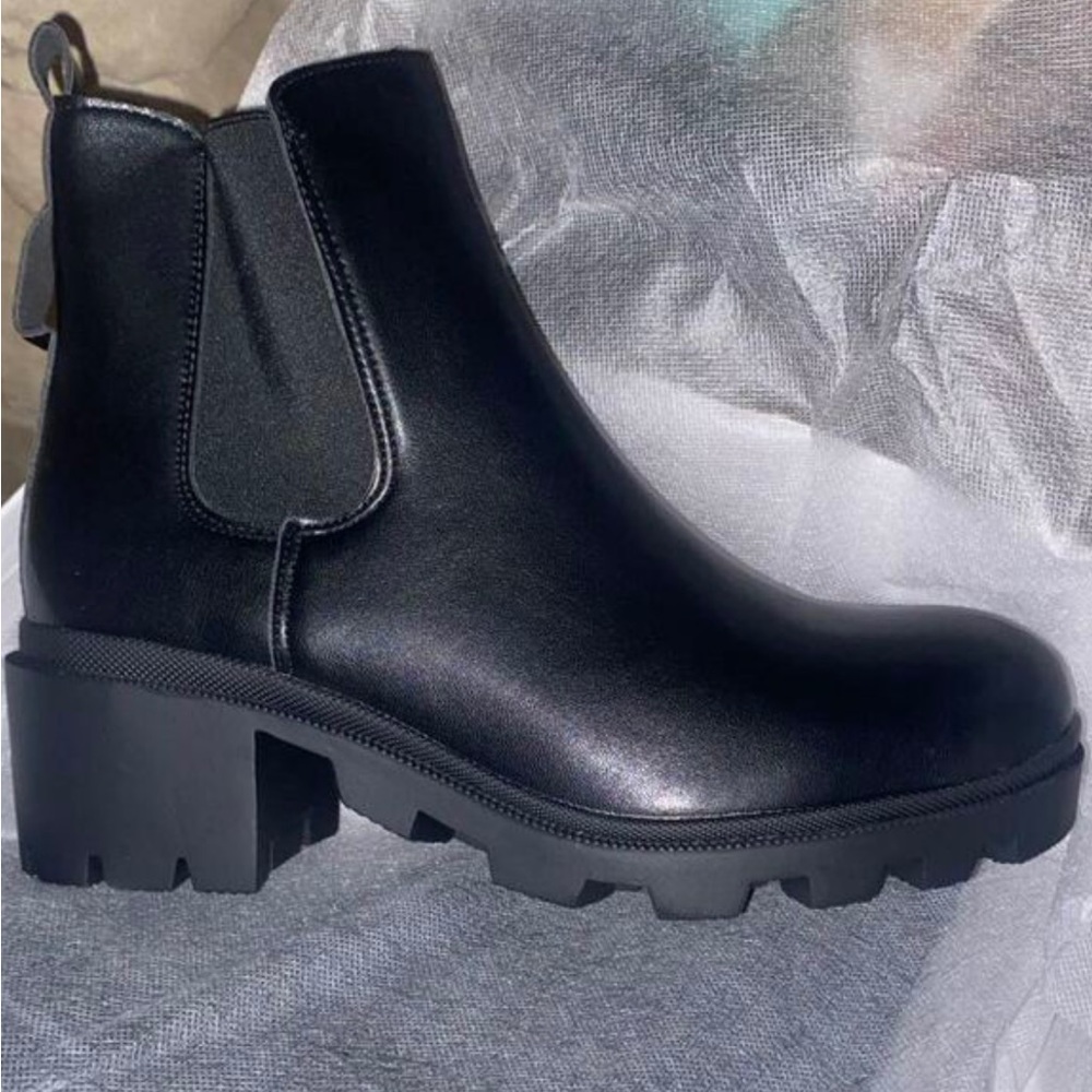 Black boots